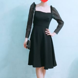 Váy Elise đen dài tay