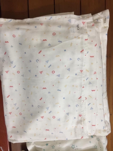 Set Chăn Gối Nous quà tặng monny