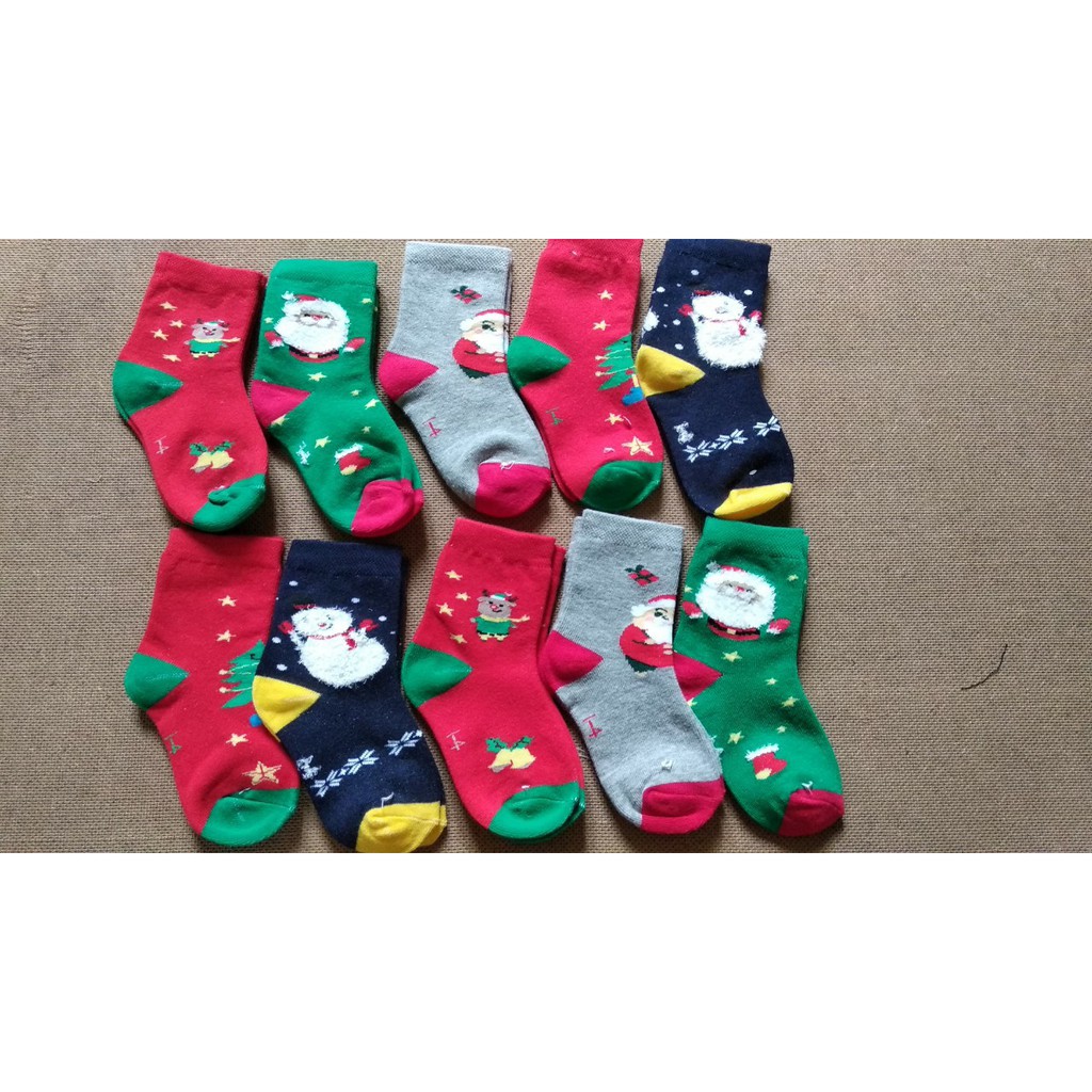 5 đôi tất noel nhiều màu cực xinh cho bé từ 1-6 tuổi