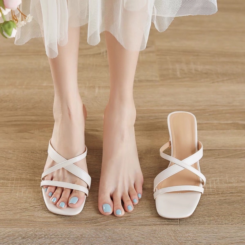 Giày Guốc Nữ Gót Vuông Xinh Xắn Tôn Chân Dáng Đẹp d9
