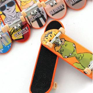 Ván Trượt Ngón Tay Mini Bằng Ngón Tay Cho Bé Trai