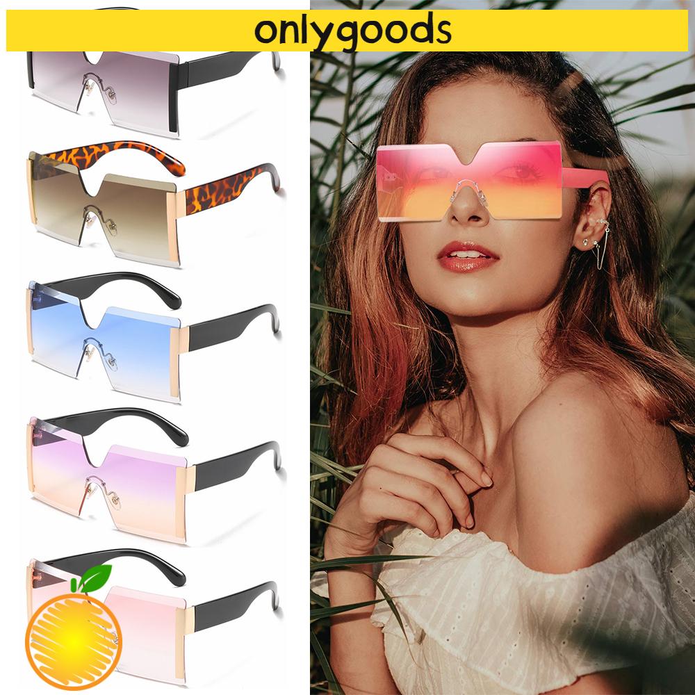 Kính Mát Màu Trong Suốt Gọng Vuông Chống Tia Uv400 Thời Trang Cho Nữ