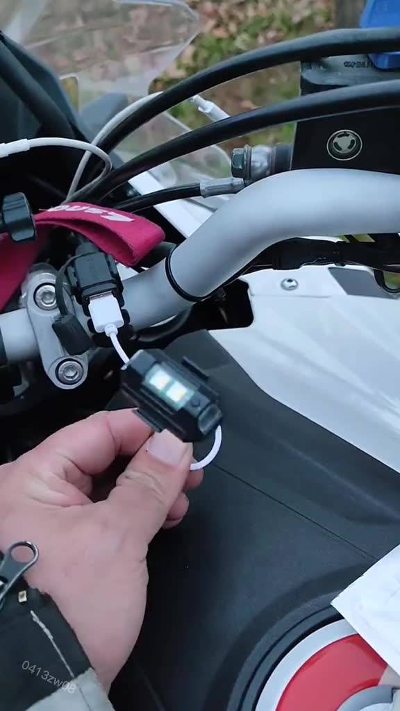 Đèn LED Nháy Nhiều Chế Độ Màu