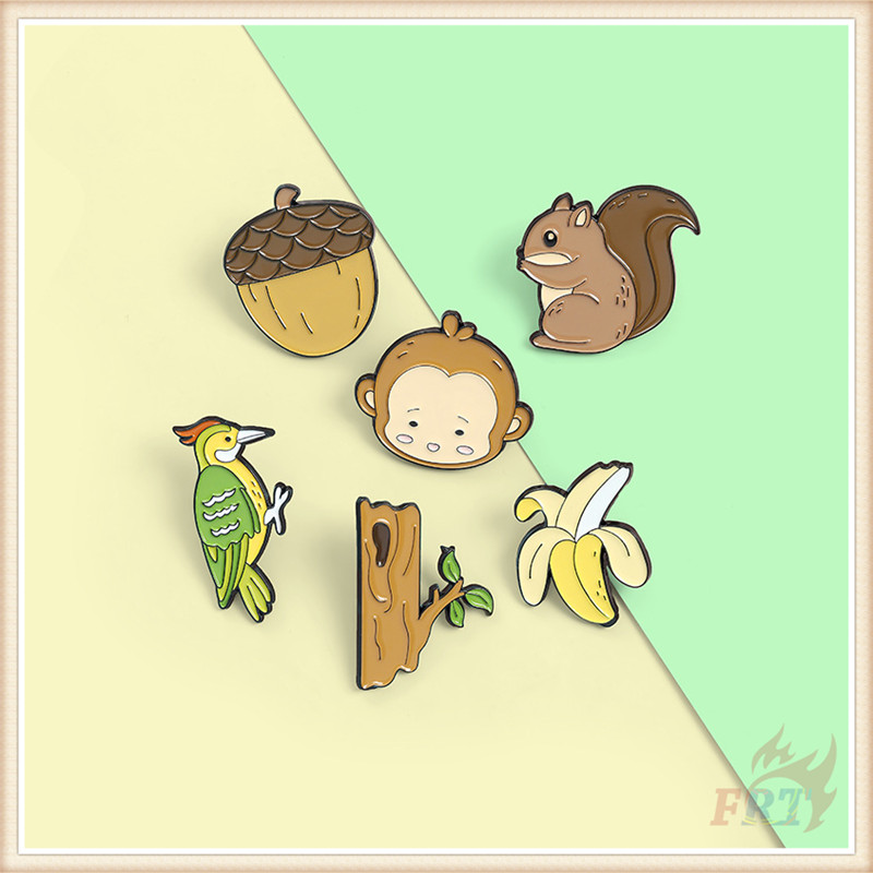 Ghim cài áo hình con sóc/ quả chuối/ khúc gỗ tự nhiên