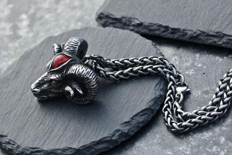 Vòng cổ phong cách âu mỹ cá tính dành cho cả nam và nữ