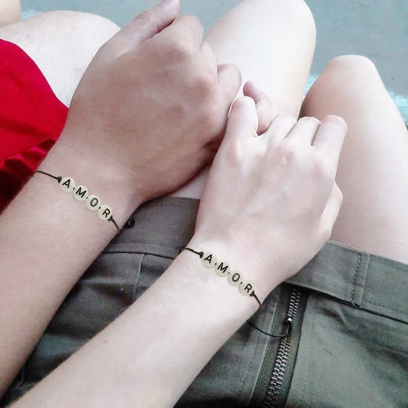 Vòng Tay Dây Thừng Xỏ Hạt Đen In Chữ Phát Sáng Dành Cho Bạn Nữ / Bạn Bè