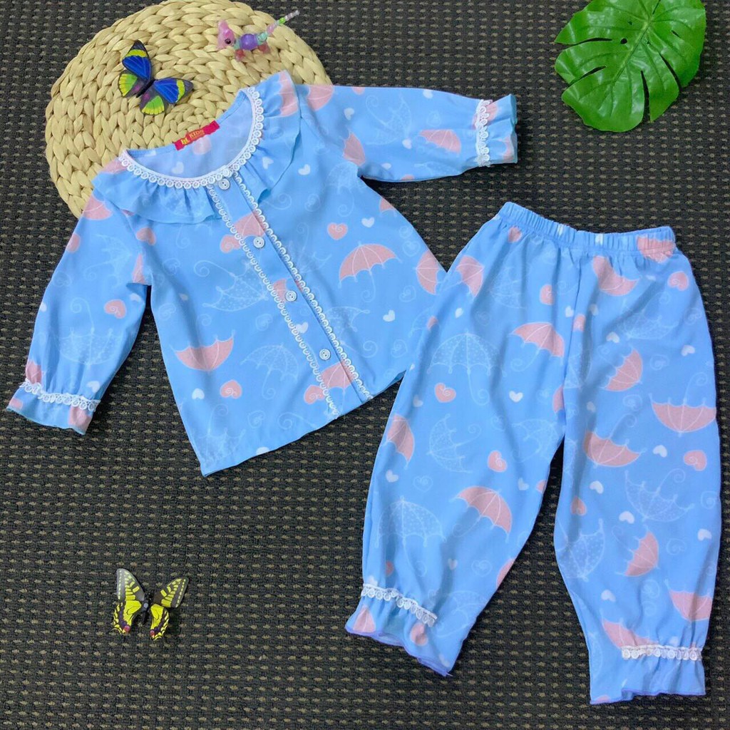 Bộ Pijama lụa dáng dài họa tiết viền bèo cho bé gái size từ 12 đến 30kg