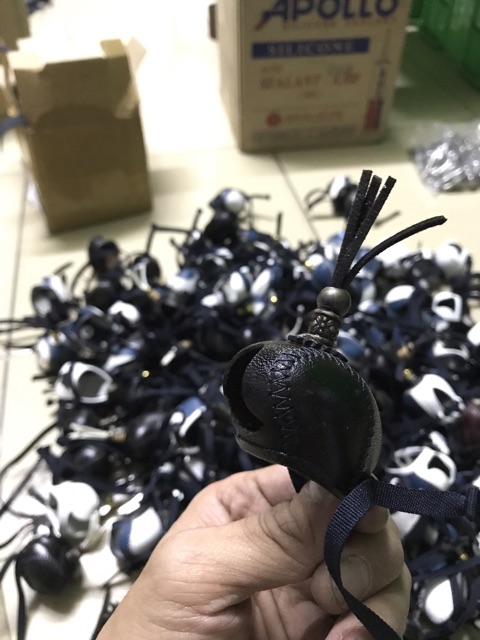 Mũ trùm chim size số 4 da bò