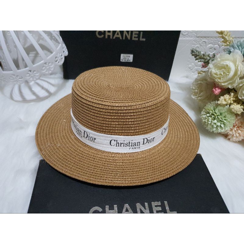 Nón cói đi Biển Vành Nhỏ xinh