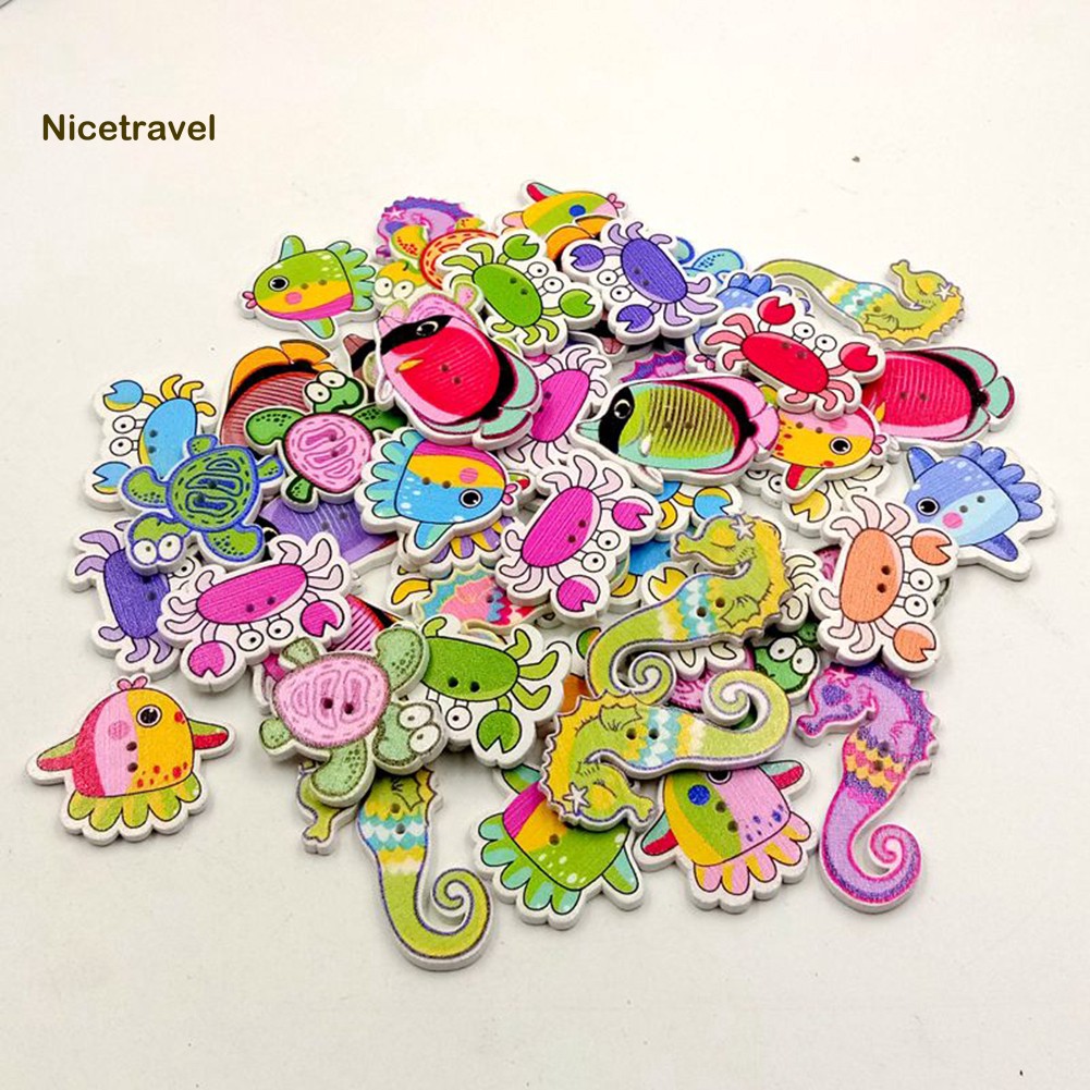 【 Set 50 Nút Gỗ 2 Lỗ Họa Tiết Cá Ngựa / Cua / Động Vật Hoạt Hình