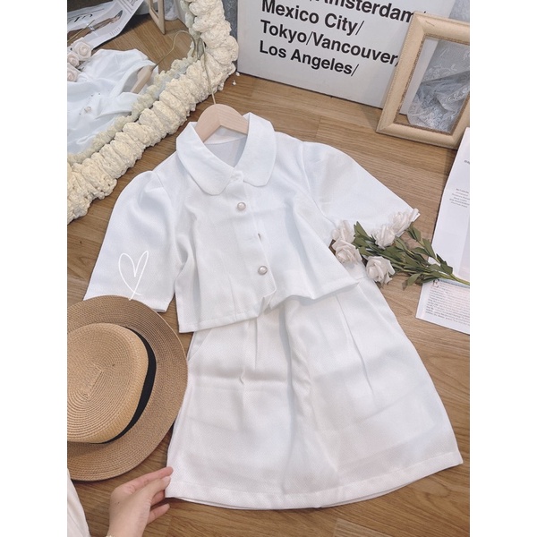 SET DẠ ÁO CỔ SEN TAY NGẮN + CHÂN VÁY A