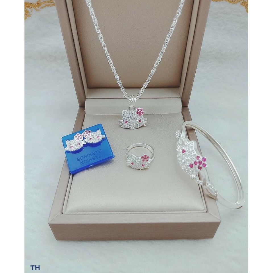 Bộ mèo kitty cho bé - lắc cứng