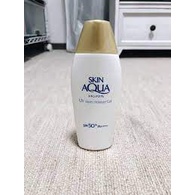 Kem Chống Nắng Skin Aqua UV Super Moisture Gel 110g
