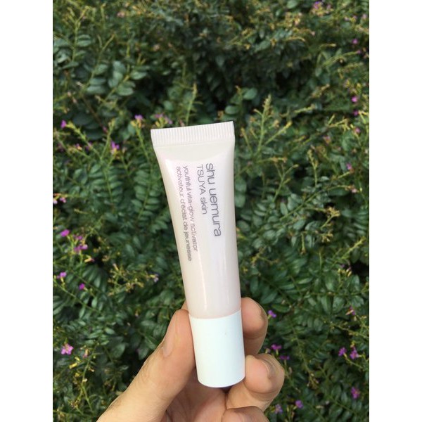 Tinh chất dưỡng da Shu Uemura Tsuya Skin Youthful Vita-Glow Activator