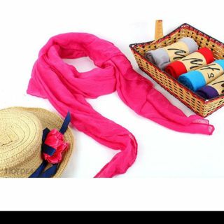 Khăn quàng cổ thời trang HM