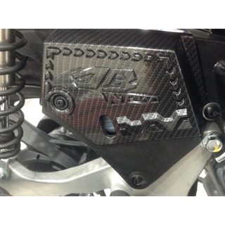 Ốp nắp bình nước ab 2020 carbon và mạ crom