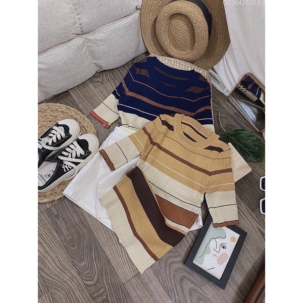 Áo len kẻ ngang cổ tròn tay lỡ