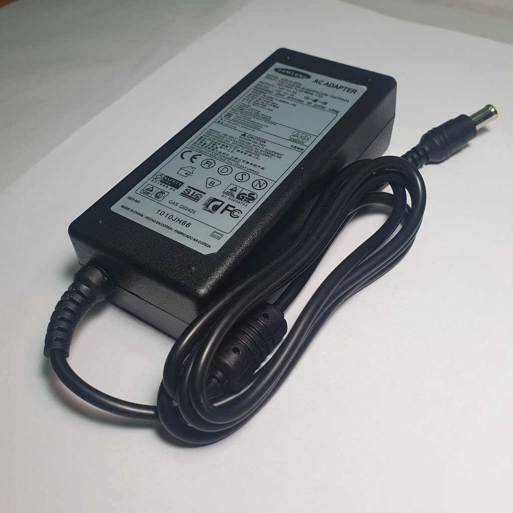 Sạc màn hình SAMSUNG 14v 3a kích thước đầu cắm: 6.5mm x 4.4mm