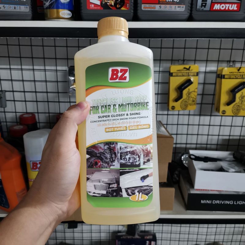 Bình xịt bọt tuyết và nước rửa xe không chạm BZ 1 lít xà bông rửa xe máy ô tô siêu sạch, siêu bóng