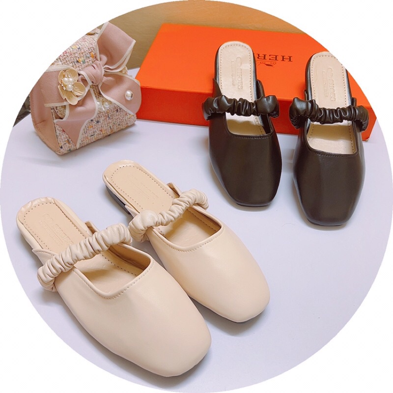 Dép sục bệt mũi vuông phối quai nhún ngang da lì