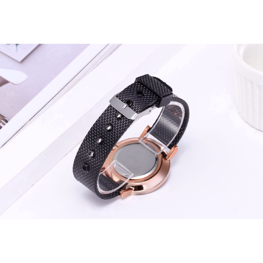 Đồng Hồ Quartz Dây Kim Loại Thời Trang