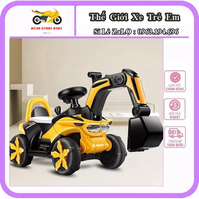 Xe ô tô cẩu điện trẻ em tự điều khiển sử dụng chân ga, đồ chơi cho bé có đèn nhạc