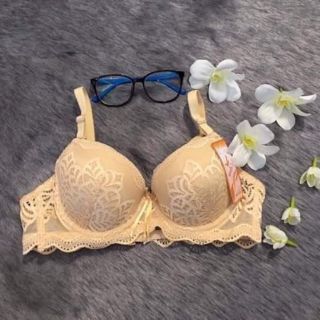 Áo lót thái lan đệm mỏng ôm ngực