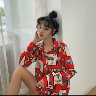 Sơ mi lụa họa tiết. chị ena chốt live