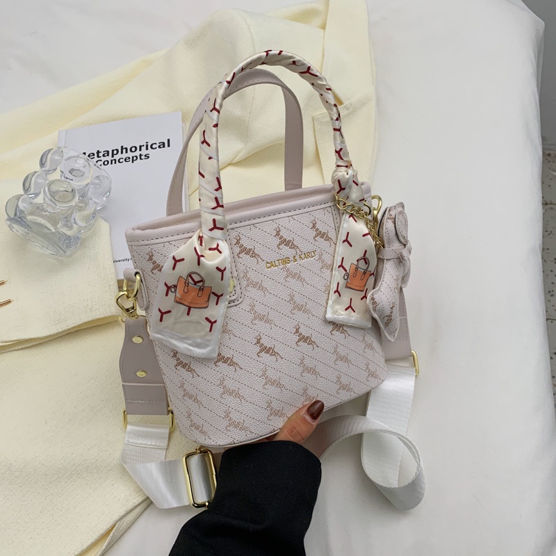 Túi Xách Đeo Chéo Thời Trang Thiết Kế Tối Giản Kiểu Mới Mùa Hè 2022 Joker Phong Cách Nước Ngoài Dành Cho Nữ