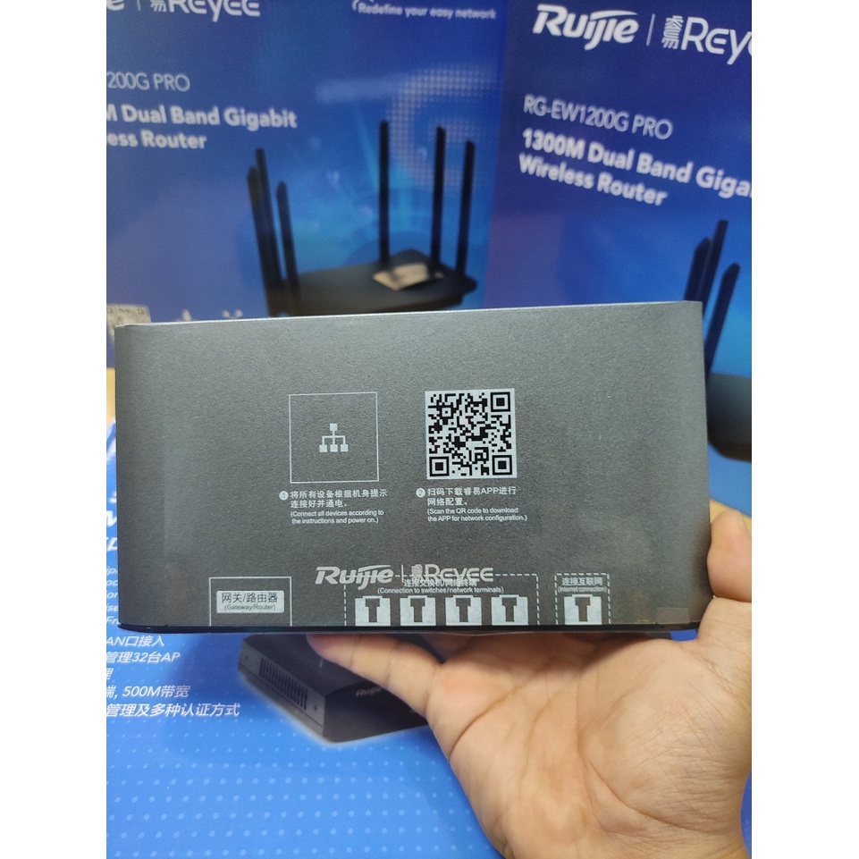 Thiết bị cân bằng tải thông minh 100 user, Ruijie EG105G EG105G-P, 4 Lan, 1 WAN, 500Mbps, POE, quản lý qua app