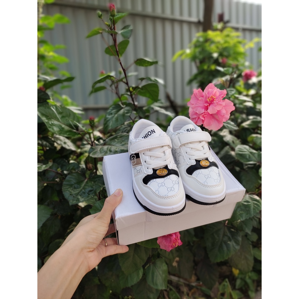 giày thể thao bé trai giày đi hoặc bé gái kiểu dáng thanh lịch GD màu trắng da PU mềm êm chân QCCC full hộp 5120