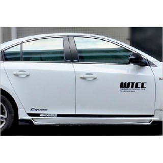 Tem dán thân xe oto WTCC cruze màu trắng.