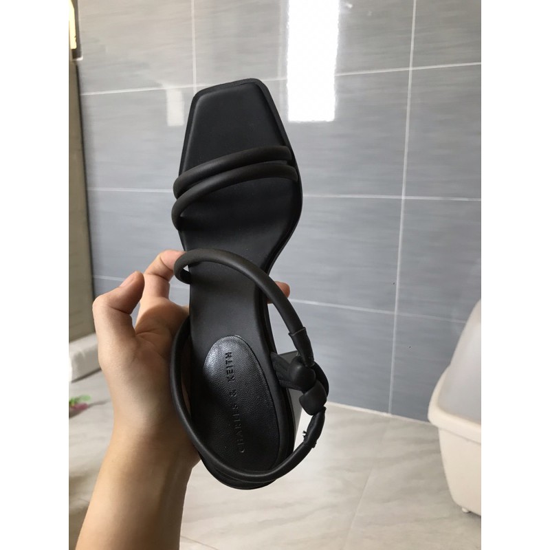 Sandal cnk size 35 new