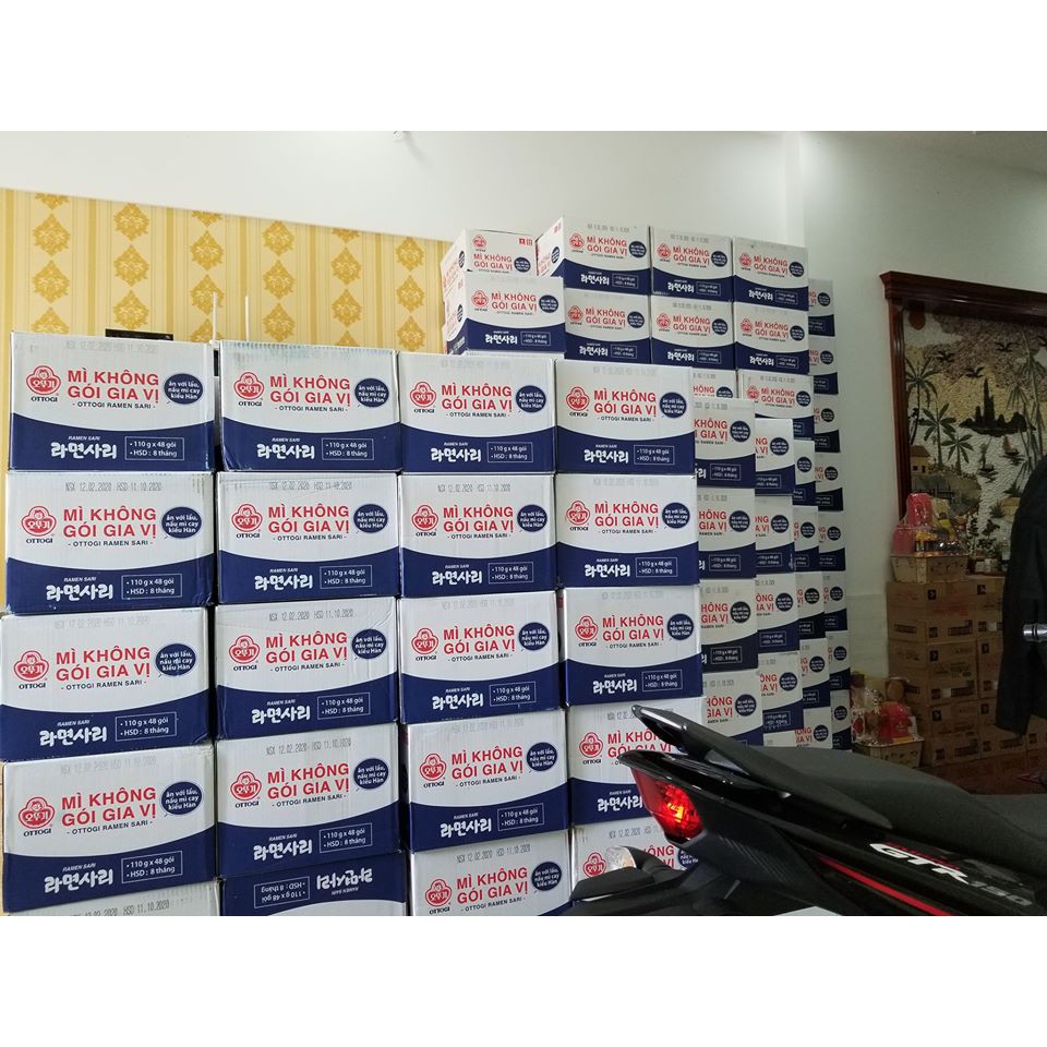 MÌ KHÔNG GÓI GIA VỊ OTTOGI 110g | BigBuy360 - bigbuy360.vn