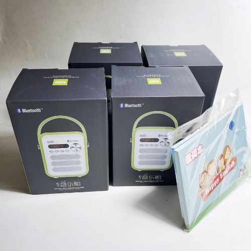 Loa Loci P50 Bản nâng cấp, loa nghe tiếng Anh cho bé bao gồm List bài hát 10000 bài học tiếng Anh, sẵn thẻ nhớ 16gb