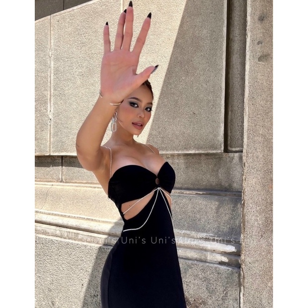 Đầm đen body loe dáng dài khoen ngực khoét eo 2 dây kết đính đá sexy siêu xinh đi dự tiệc sang trọng dạ hội quý phái