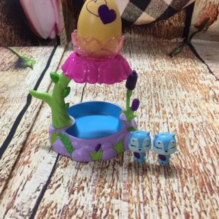Hatchimals- Đồ chơi cây hoa sen