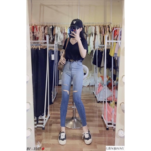 Quần bò loang hot trend