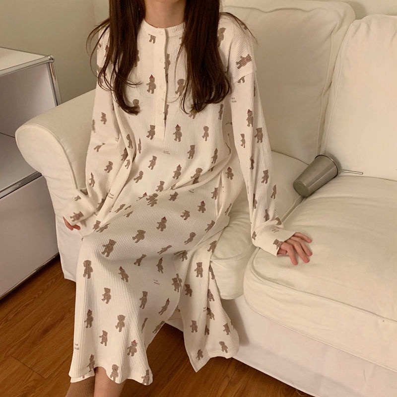 Bộ đồ ngủ tay dài dáng rộng thiết kế đơn giản thời trang xuân thu mới cho nữ