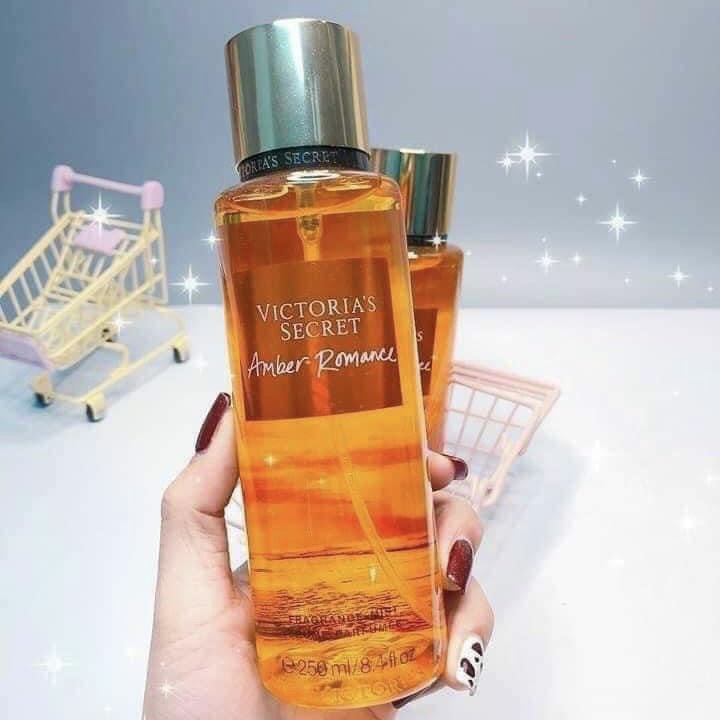 Xịt Thơm Body Mist Victoria’s Secret - AMBER ROMANCE