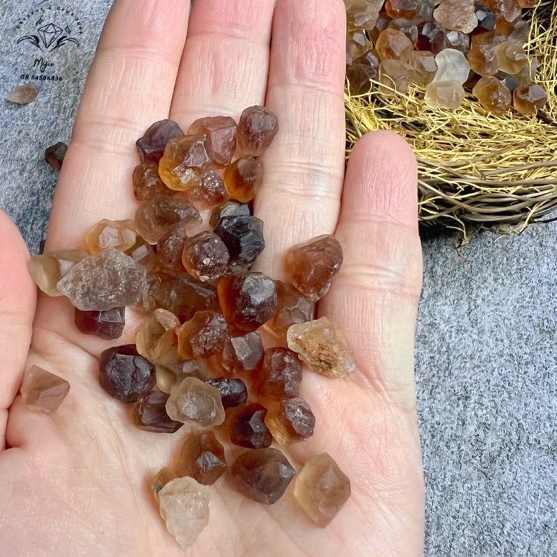 Đá thô Garnet Brazil cam sưu tầm, handmade, reiki, thanh tẩy thiền định