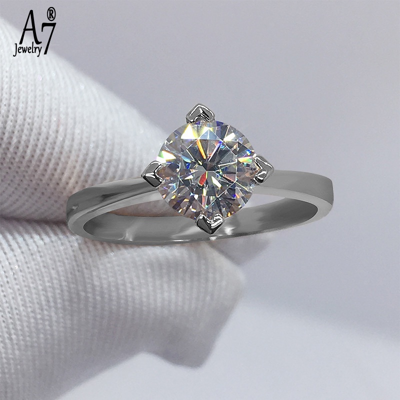 Nhẫn Đeo Chéo Dạng Hở A7 Pt950 Platinum Moissanite