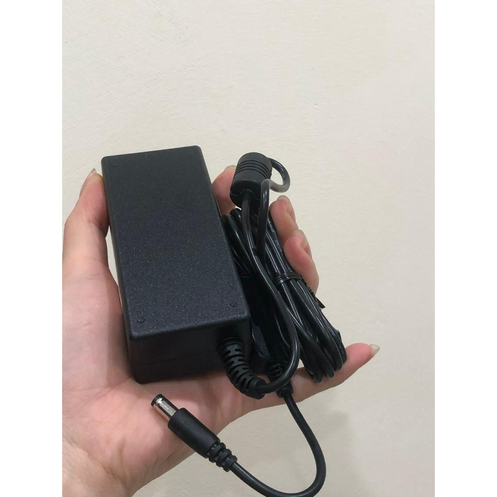 Dây nguồn cho đàn organ Casio 12V 1500mA