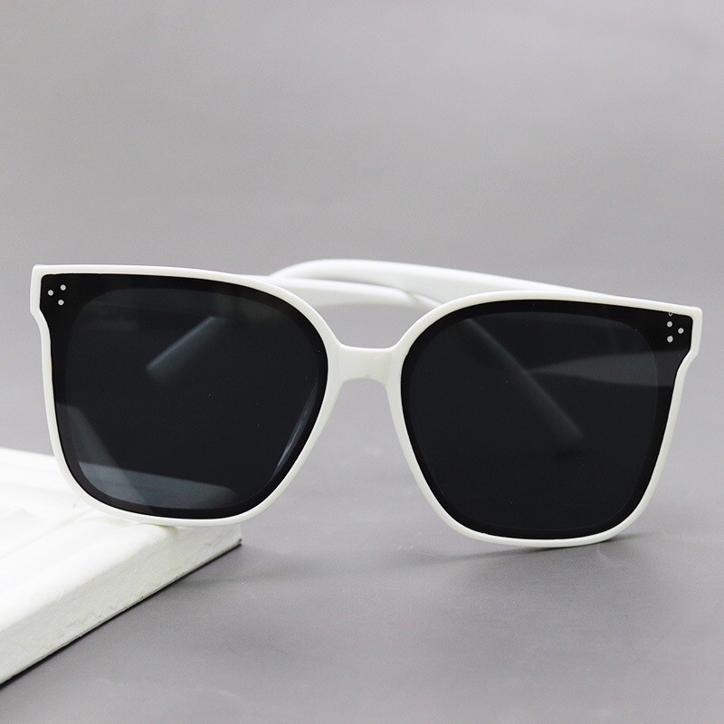 Kính mát thời trang cho nữ bảo vệ mắt chống tia UV | BigBuy360 - bigbuy360.vn