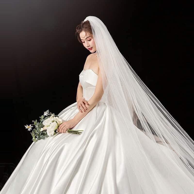 Lúp von cô dâu dài chụp ngoại cảnh