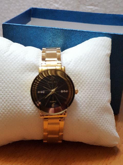 Đồng hồ Nữ HALEI dây vàng mặt đen sang trọng và cao cấp | BigBuy360 - bigbuy360.vn