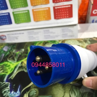 Phích cắm công nghiệp 3 chân 16A