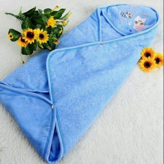 VB. choàng ủ có nón Sơ Sinh (75×75)