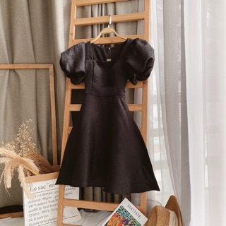 ĐẦM GẤM TAY PHỒNG CỔ VUÔNG (KÈM CLIP KÈM HÌNH THẬT)