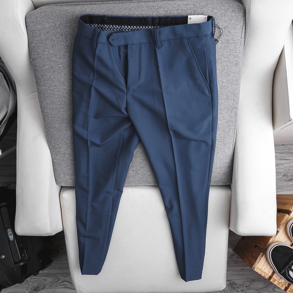 Quần Tây Nam Hàn Quốc Dáng Ôm Công Sở Xám Đậm - Quần Âu Nam Trơn Đẹp Chống Nhăn Chống Xù Co giãn- QA01-Gusta | BigBuy360 - bigbuy360.vn